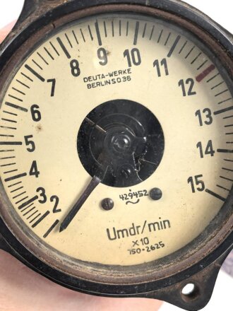 Luftwaffe, elektrischer Drehzahlmesser EW8, Deuta Werke, Funktion nicht geprüft, Im Gehäuse verdreht, mit Stecker