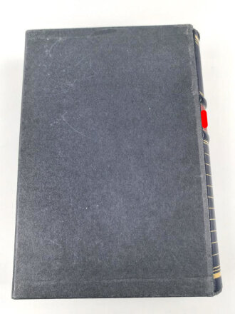 "Mein Kampf" Adolf Hitler,  Jubiläumsausgabe anlässlich des 50. Geburtstages Adolf Hitlers. Guter Zustand, in Schuber, sehr guter Zustand