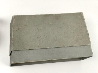 "Mein Kampf" Adolf Hitler,  Geschenkausgabe Halbleinen in zwei Bänden, im defekten Schuber. 2. Auflage 1937, guter Zustand