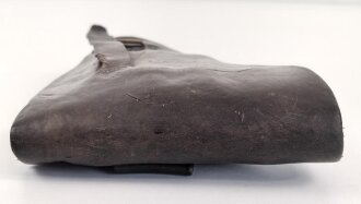 Pistolentasche dunkelbraunes Leder, wohl Tschechoslowakei, Leder trocken