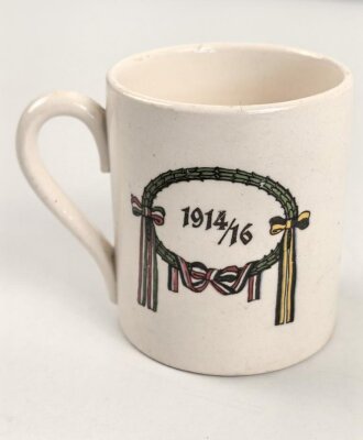 1. Weltkrieg, Tasse für ein Kind, Hersteller Villeroy & Boch. Guter Zustand, Höhe 8,5cm
