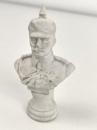 Kaiserreich und 1. Weltkrieg, kleine Büste Darstellend Kaiser Wilhelm II. Bisquitporzellan, Höhe 12cm, unbeschädigt