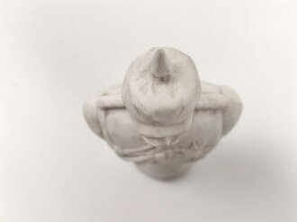 Kaiserreich und 1. Weltkrieg, kleine Büste Darstellend Kaiser Wilhelm II. Bisquitporzellan, Höhe 12cm, unbeschädigt