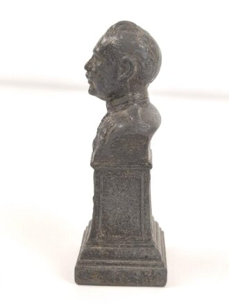 1. Weltkrieg, kleine Büste Darstellend "Kaiser Wilhelm II" Spritzguß, Höhe 9,5cm