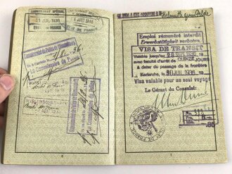 Feldpost / Post und Ausweise eines Angehörigen Feldpost Nummer 18888 " Landesschützen-Bataillon 582"