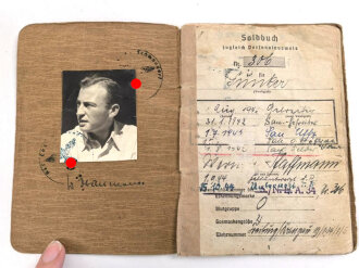 Soldbuch, Wehrpaß und Feldpost eines Sanitäters