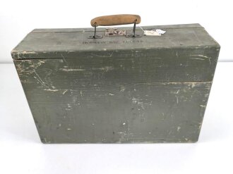 Gewaltiges Konvolut Feldpost / Post eines Soldaten. Viele hundert Belege in einem Holzkoffer, dieser vermutlich aus der Kriegsgefangenschaft.