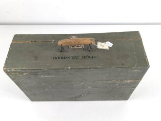 Gewaltiges Konvolut Feldpost / Post eines Soldaten. Viele hundert Belege in einem Holzkoffer, dieser vermutlich aus der Kriegsgefangenschaft.