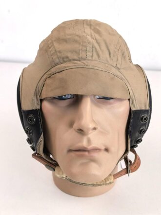U.S. Army Air Force WWII, Type AN-H-15 Flight Helmet in very good condition, size Large