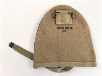 U.S.Army , 1942 dated T handle shovel cover in very good condition