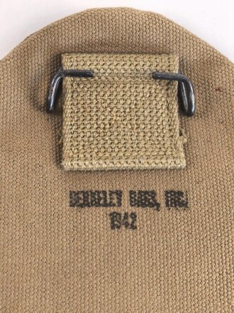 U.S.Army , 1942 dated T handle shovel cover in very good condition