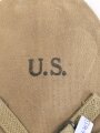 U.S.Army , 1942 dated T handle shovel cover in very good condition