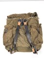 Rucksack für Angehörige von Gebirgstruppen der Wehrmacht. Guter Gesamtzustand, spätes Stück mit Reichsbetriebsnummer