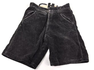 Hitlerjugend, schwarze, kurze Cordhose. Das RZM Etikett...