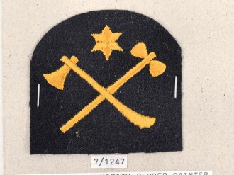 Großbritannien, Sammlung Ärmelabzeichen Marine, auf Karton getackert