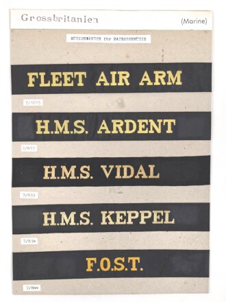 Großbritannien, Sammlung Mützenbänder für Matrosenmütze. auf Karton geklebt