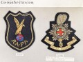 Großbritannien, Sammlung Ärmelabzeichen, auf Karton getackert
