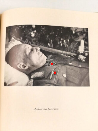 Deutschland nach 1945 "Generalfeldmarschall Rommel - Zum Ehrenden Gedenken" neuwertig in leicht defekter Papierhülle, 100 Seiten