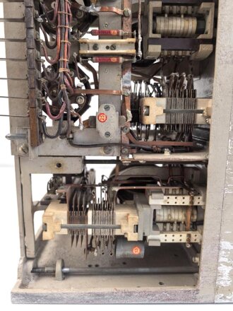 Sender "S 18205/III" zum Lorenz 40 Watt Sender der Kriegsmarine. Funktion nicht geprüft