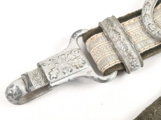 Teil eines Gehänge zum Dolch für Offiziere des Heeres, Beschläge Zink versilbert