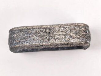 Ersatzteil für ein Gehänge zu einem Dolch...