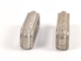 Paar Ersatzteile für ein Gehänge zu einem Dolch III.Reich. Zink