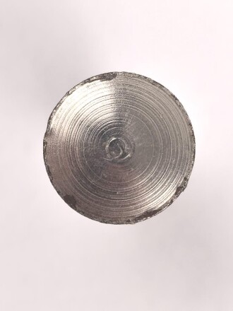 Kopfschraube für einen SA / NSKK/ SS Dienstdolch. Neuzeitliche Fertigung, sie erhalten ein ( 1 ) Stück, magnetisch