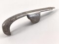 Eisernes Gefäß für einen Säbelgriff. Gesamthöhe 12cm