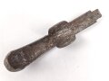 Eisernes Gefäß für einen Säbelgriff. Gesamthöhe 12cm