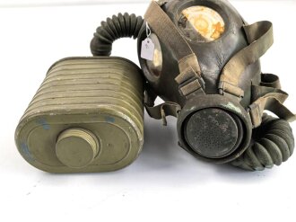 Niederlande, Gasmaske Modell G .Maske und Schlauch...