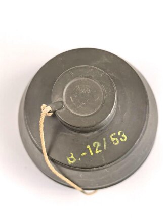 Niederlande, Gasmaskenfilter  datiert 1953