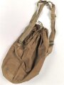Japan, Bereitschaftstasche für eine Zivilschutz / Luftschutz Gasmaske.