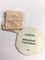 Schweiz, Armeegasmaske um 1938 in Bereitschaftsbüchse. Der Filter datiert 1939.