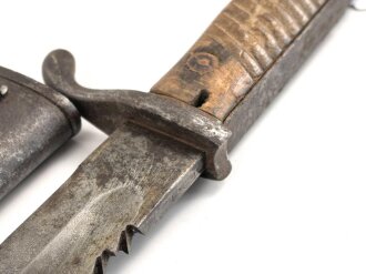 1.Weltkrieg Preussen, Seitengewehr M 1898/05 mit Sägerücken. Hersteller Haenel Suhl, Abnahme von 1916. Ungereinigtes Stück