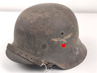 Luftwffe, Stahlhelm Modell 1942. Ungereinigtes...