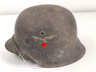 Luftwffe, Stahlhelm Modell 1942. Ungereinigtes...