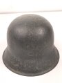 Heer, Stahlhelm Modell 1942. Ungereinigtes Stück, in allen Teilen Original und zusammengehörig. nkp62