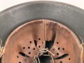Heer, Stahlhelm Modell 1942. Ungereinigtes Stück, in allen Teilen Original und zusammengehörig. nkp62