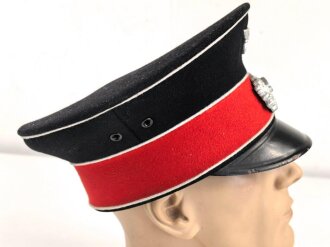 N.S. Reichskriegerbund, Schirmmütze für einen ehemaligen Angehörigen eines Husaren Regimentes. Fertigung 30iger Jahre, Kopfgrösse gemessen 57