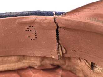 N.S. Soldatenbund Schirmmütze , Kinnriemen abgerissen und fehlt, Kopfgrösse gemessen 57