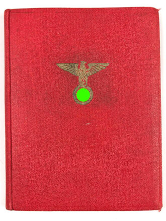 NSDAP Mitgliedsbuch eines Mannes aus Kiel. Ausgestellt 1936, Mitgliedsbeiträge von 1936 bis 1944, guter Zustand