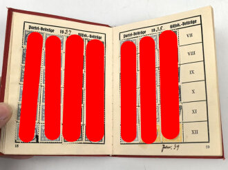 NSDAP Mitgliedsbuch eines Mannes aus Kiel. Ausgestellt 1936, Mitgliedsbeiträge von 1936 bis 1944, guter Zustand