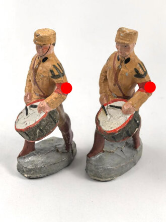 2 x Massefigur 7cm, jeweils einen SA Trommler...