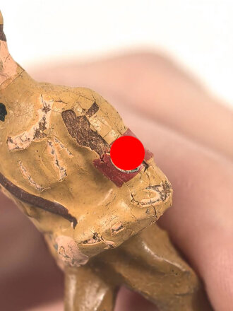 Massefigur 7cm, einen SA Mann marschierend darstellend. Original bemalt
