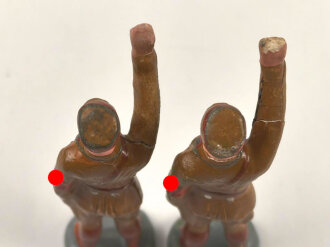 2 x Massefigur 7cm, jeweils einen SA Mann grüßend darstellend,  original bemalt
