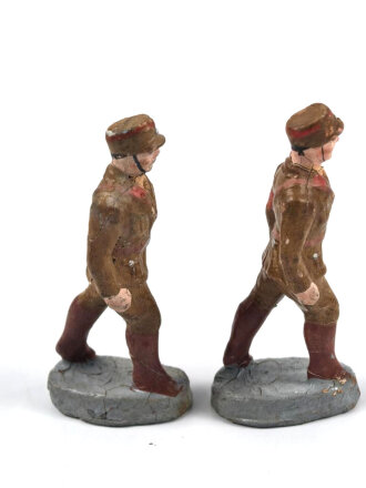 2 x Massefigur 7cm, jeweils einen SA marschierer darstellend,  original bemalt