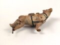Massefigur 7cm Serie, einen Sanitätshund darstellend. Original bemalt