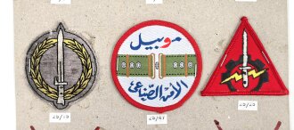 Jordanien, Sammlung Ärmelabzeichen, auf Karton getackert