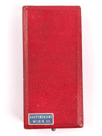Anschlussmedaille 13. März 1938 im Etui, Medaille wie Etui in einem guten Zustand
