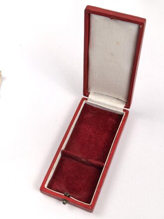 Anschlussmedaille 13. März 1938 im Etui, Medaille wie Etui in einem guten Zustand